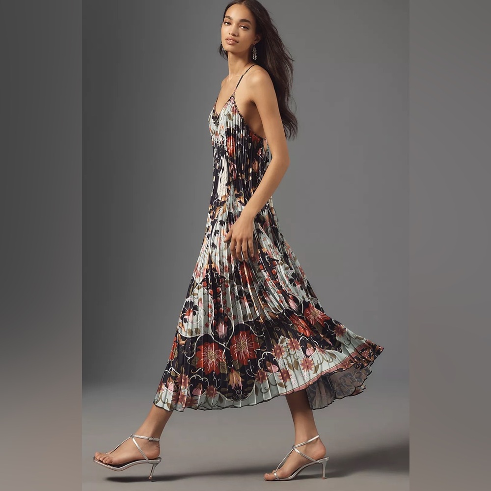 FARM RIO Blue Flowing Beauty Pleated Sleeveless Midi Dress Small NWT